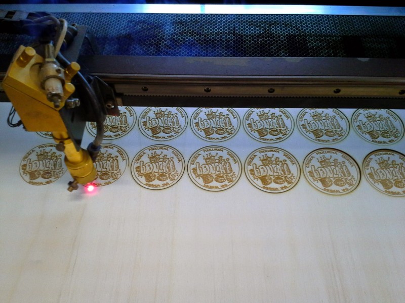 Lasersko graviranje in izrez