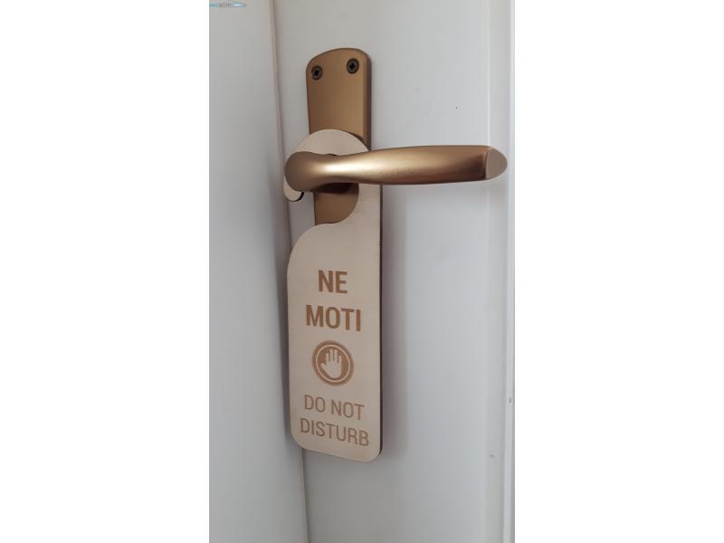 Obešanka za na vrata 