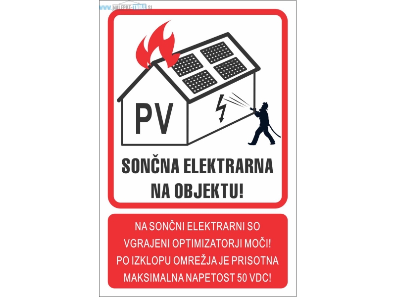 Nalepka sončna elektrarna na objektu